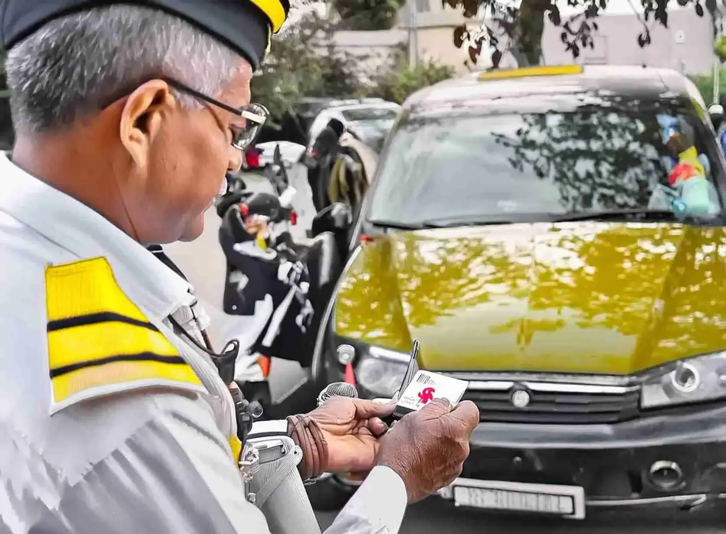 Traffic Intelligence and Violation Enforcement - Traffic Enforcement Turning Video 2